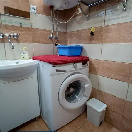 Mira Ii Apartment