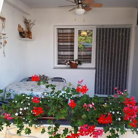 Appartamento Mira Ii Vir